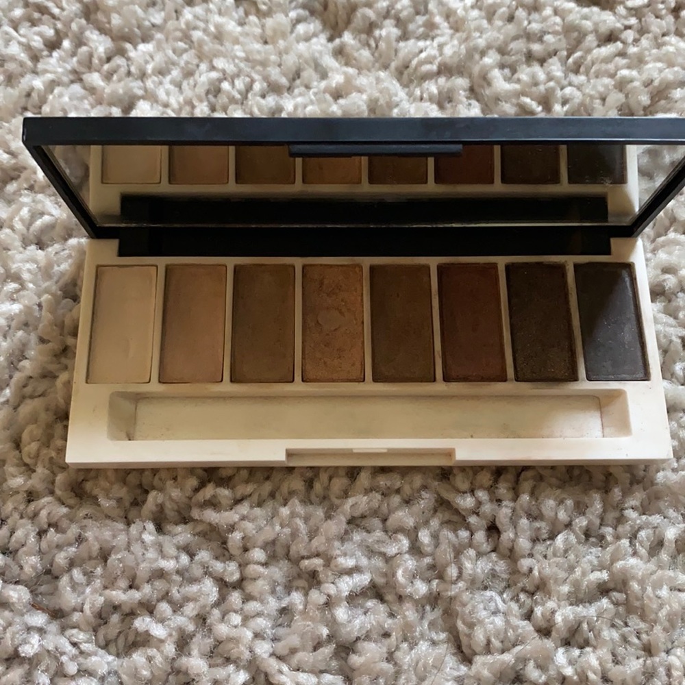 Pure Indulgence Eyeshadow palette